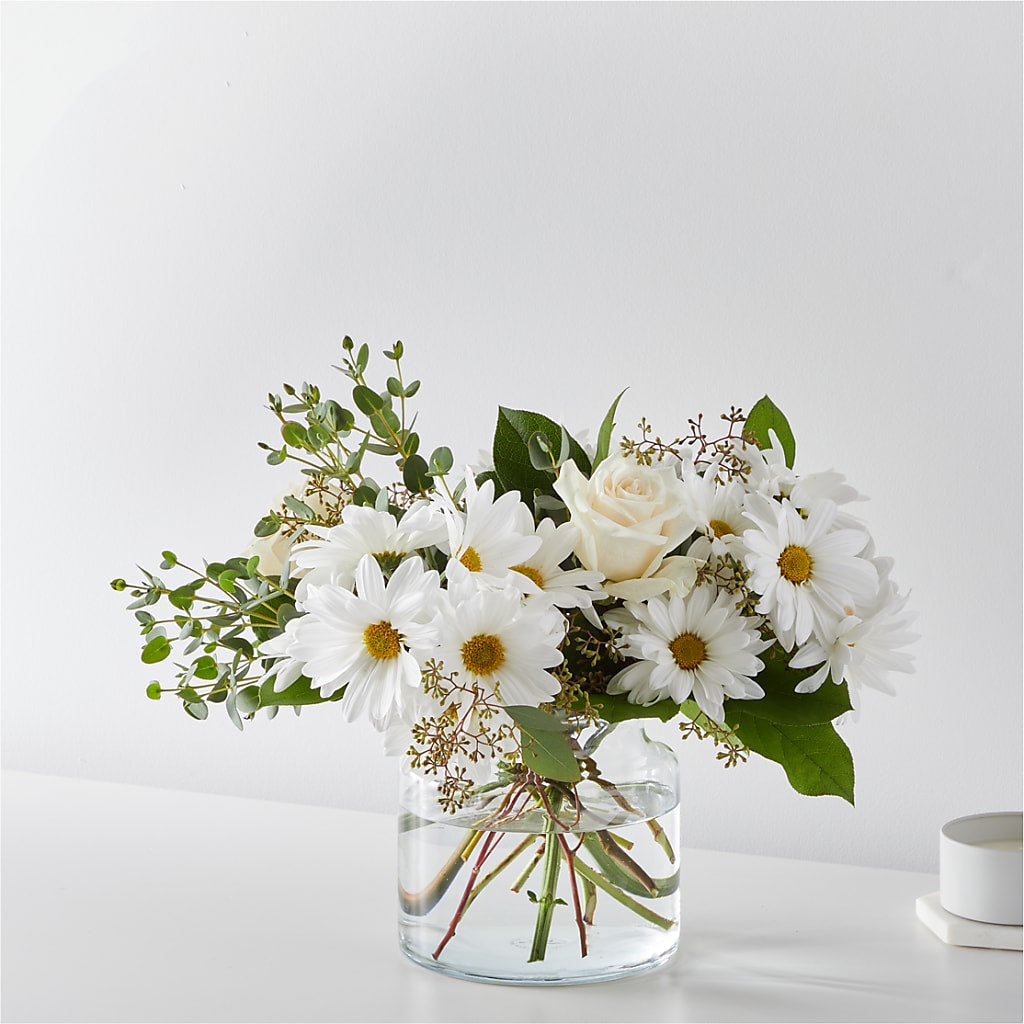 Fresh Linen Bouquet – HELEN'S FLORIST AND GARDEN CENTER, Whitehouse Station NJ