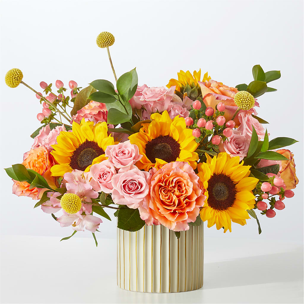 Sun's Out Bouquet – HELEN'S FLORIST AND GARDEN CENTER, Whitehouse Station NJ