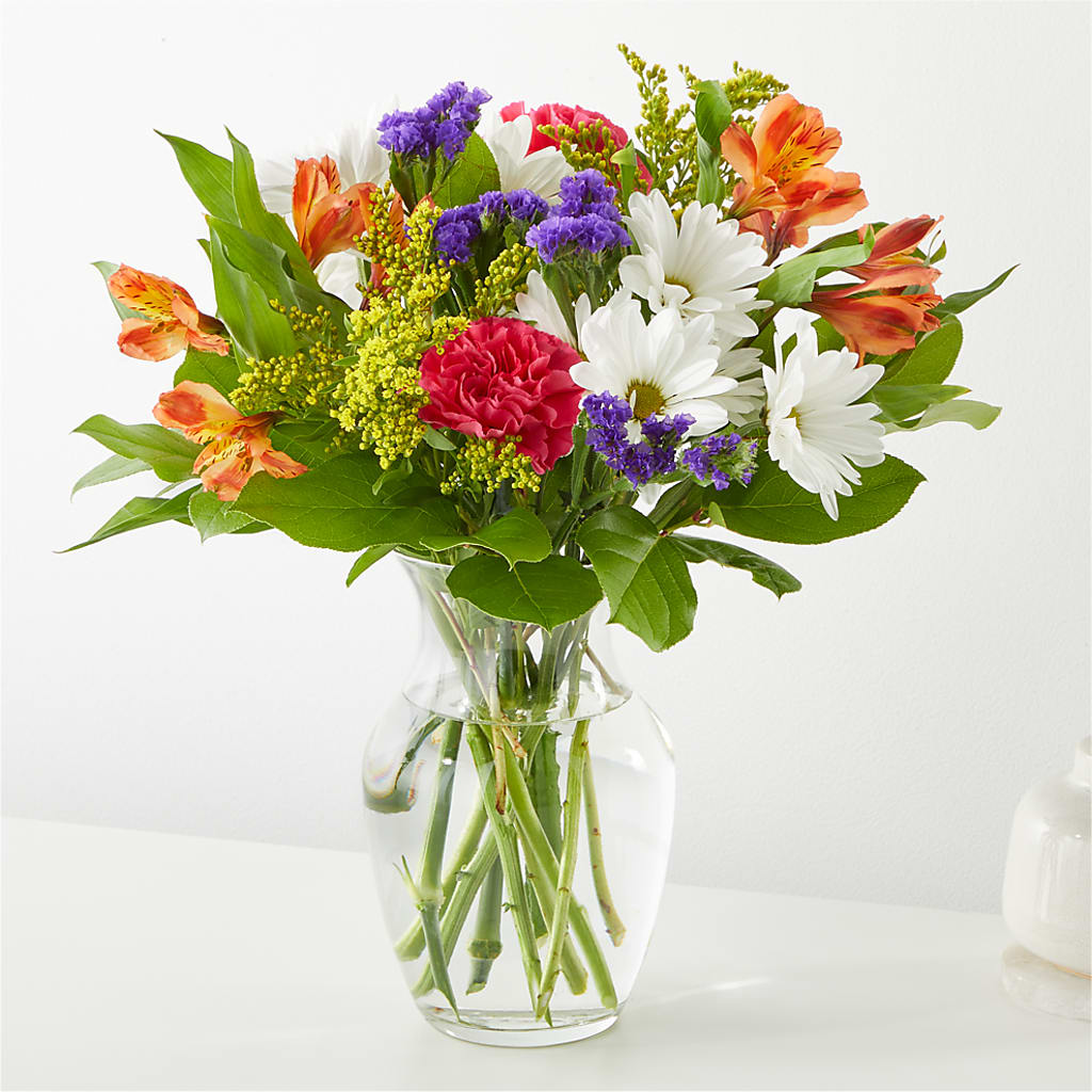 Oopsie Daisy Bouquet – HELEN'S FLORIST AND GARDEN CENTER, Whitehouse Station NJ