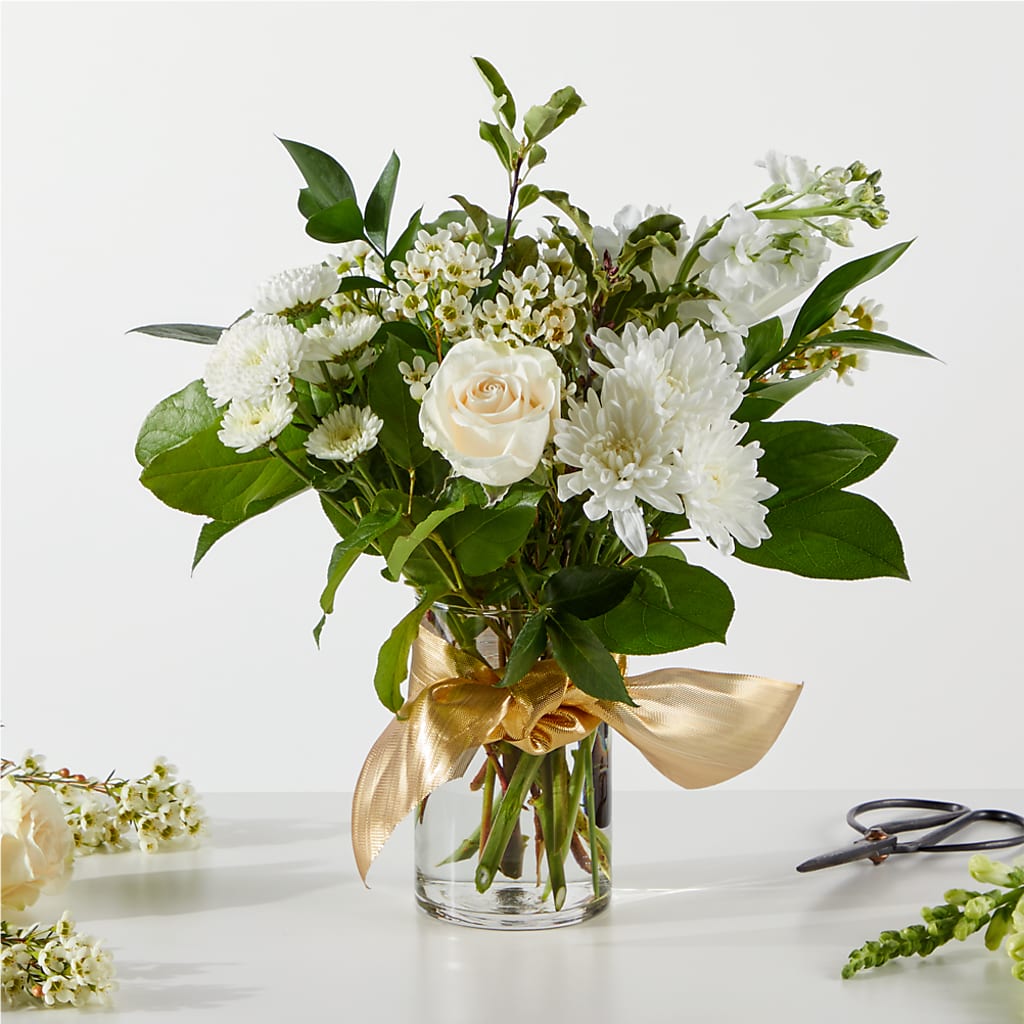 New Beginnings – A Florist Original – HELEN'S FLORIST AND GARDEN CENTER, Whitehouse Station NJ