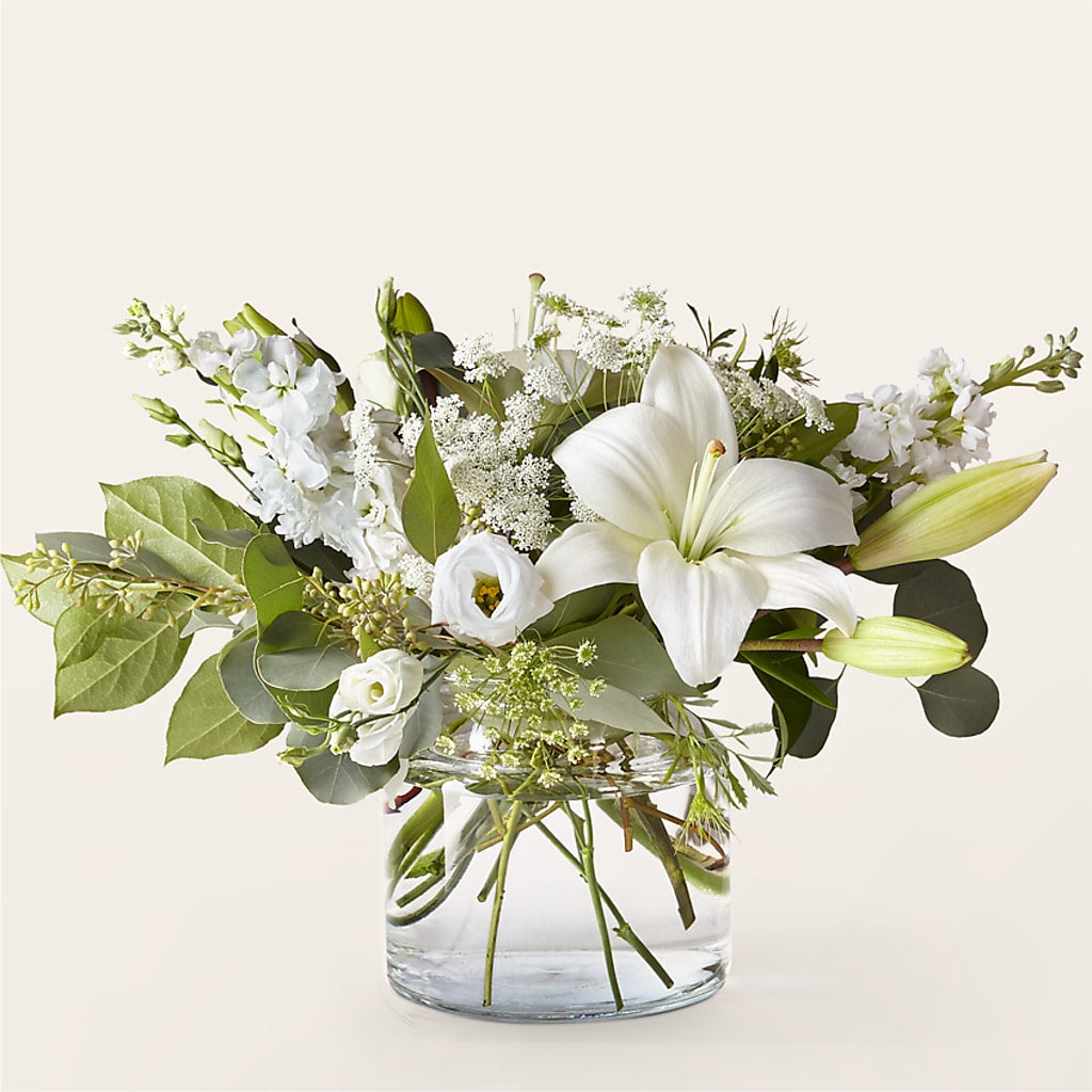 Alluring Elegance Bouquet – HELEN'S FLORIST AND GARDEN CENTER, Whitehouse Station NJ