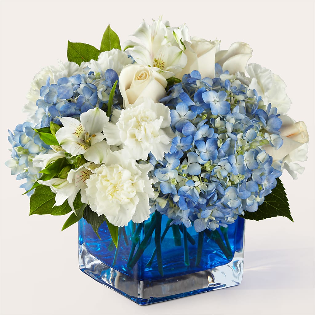 Soothing Waters Bouquet – HELEN'S FLORIST AND GARDEN CENTER, Whitehouse Station NJ
