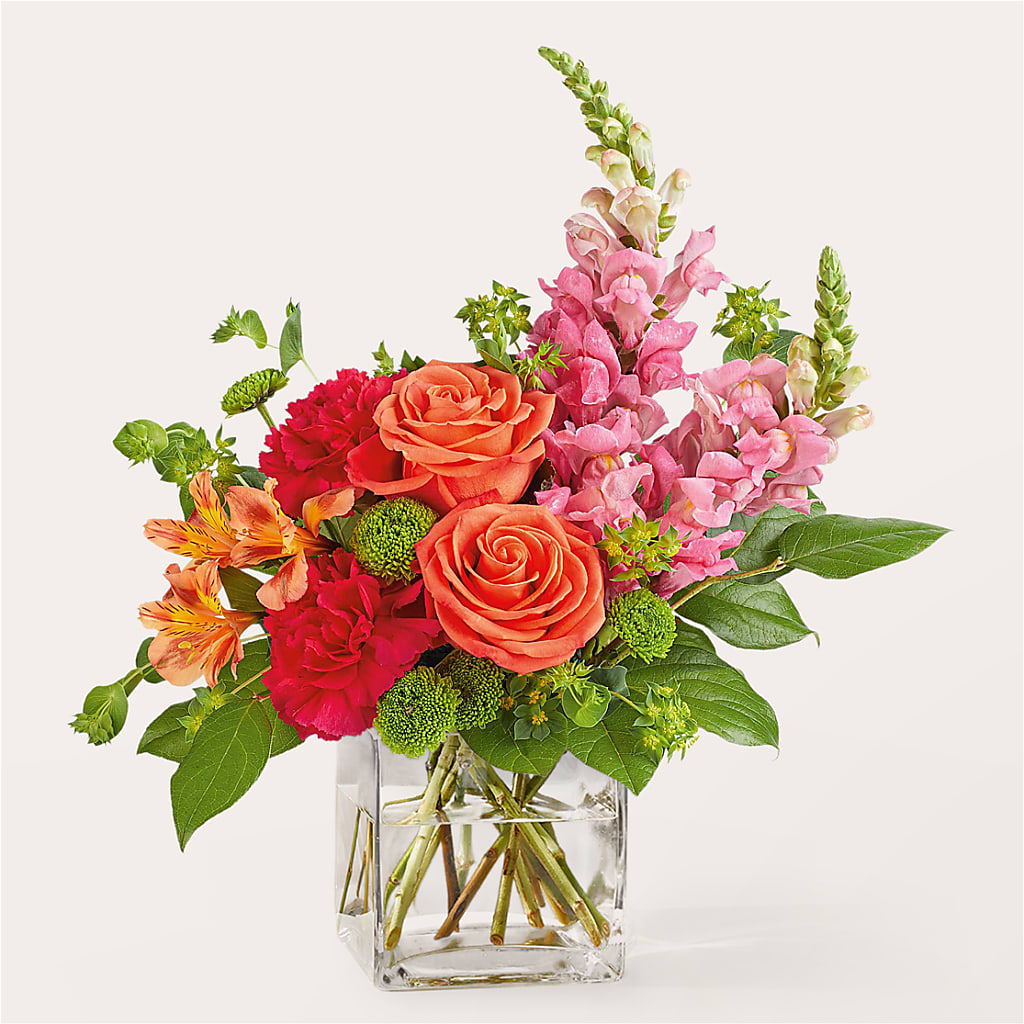 Cosmopolitan Bouquet – HELEN'S FLORIST AND GARDEN CENTER, Whitehouse Station NJ