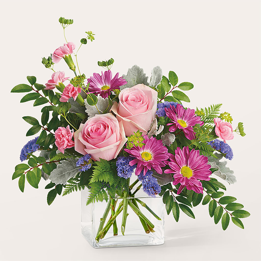 Starlet Bouquet – HELEN'S FLORIST AND GARDEN CENTER, Whitehouse Station NJ