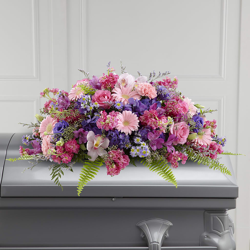 Glorious Garden Casket Spray – HELEN'S FLORIST AND GARDEN CENTER, Whitehouse Station NJ