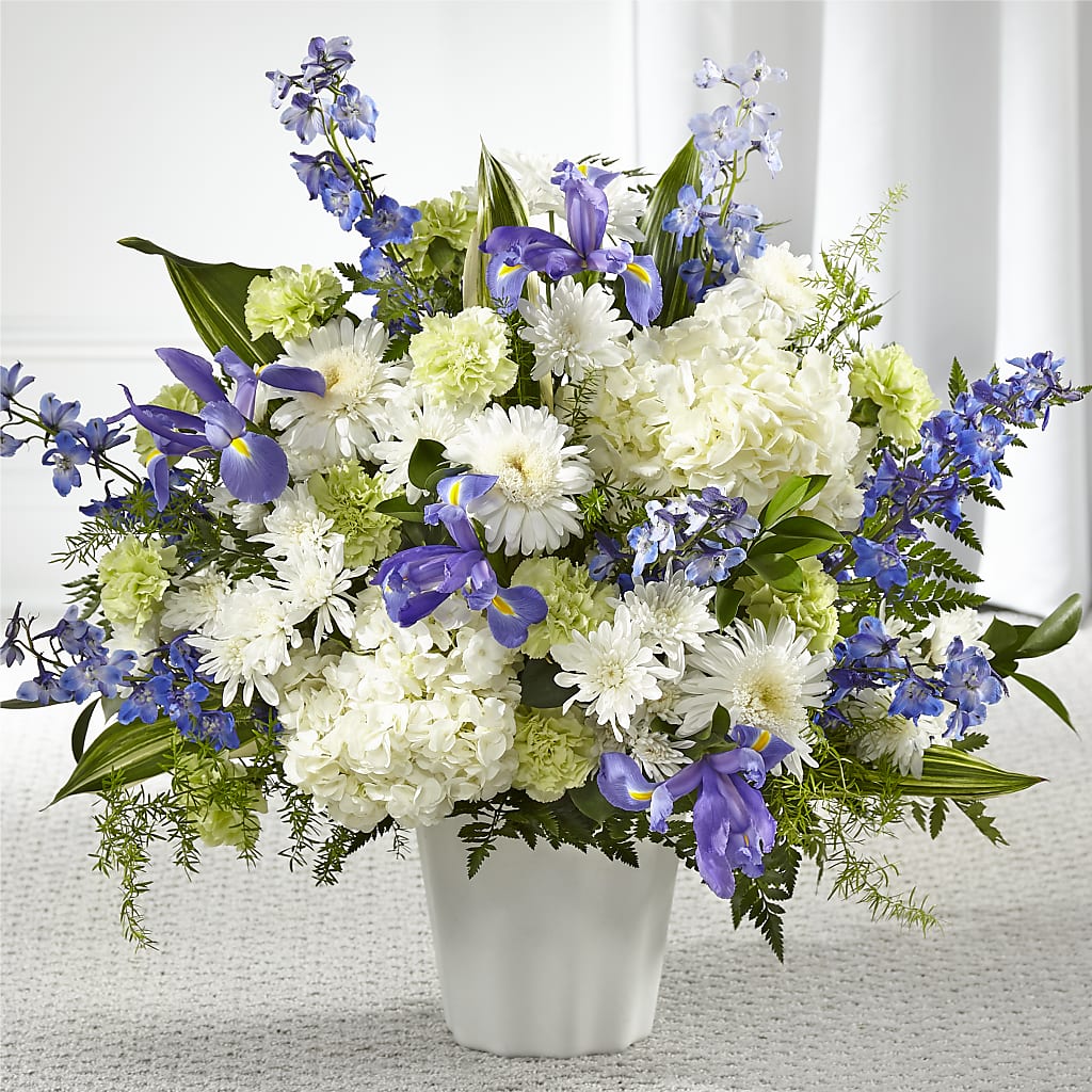 Soft Serenity Floor Basket – HELEN'S FLORIST AND GARDEN CENTER, Whitehouse Station NJ