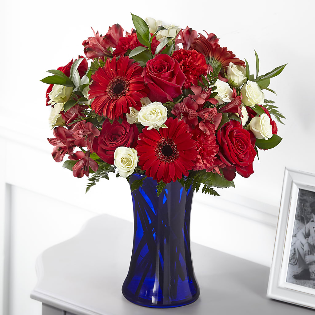 Hearts Embrace Bouquet – HELEN'S FLORIST AND GARDEN CENTER, Whitehouse Station NJ