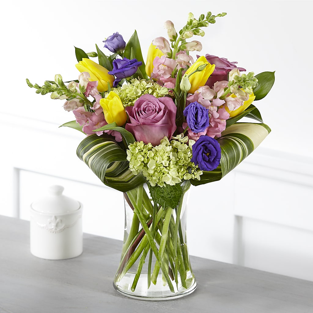 Wondrous Memories Bouquet – HELEN'S FLORIST AND GARDEN CENTER, Whitehouse Station NJ