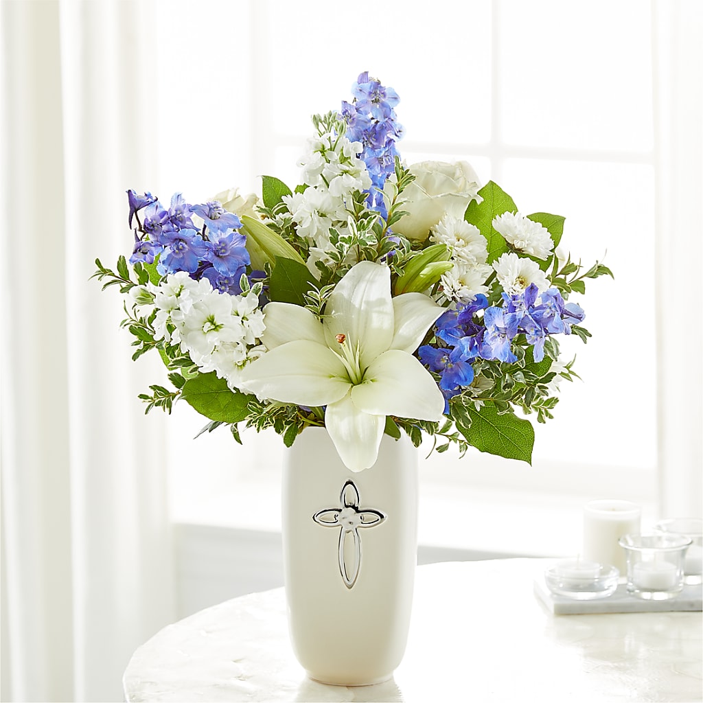Heavenly Blossoms Bouquet – HELEN'S FLORIST AND GARDEN CENTER, Whitehouse Station NJ