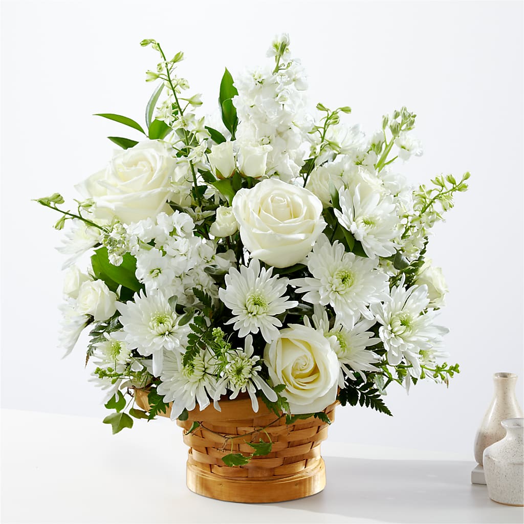 Heartfelt Condolences Arrangement – HELEN'S FLORIST AND GARDEN CENTER, Whitehouse Station NJ
