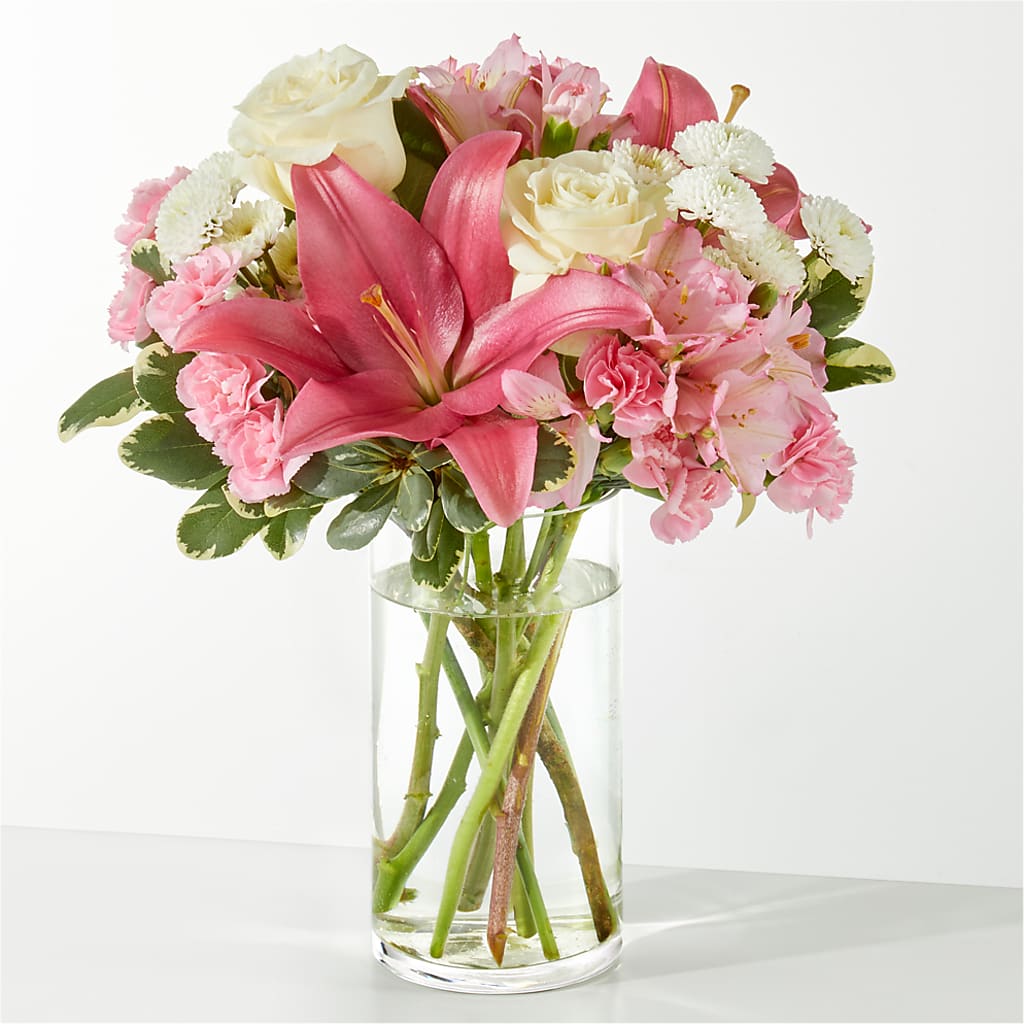 Piece of Cake Bouquet – HELEN'S FLORIST AND GARDEN CENTER, Whitehouse Station NJ