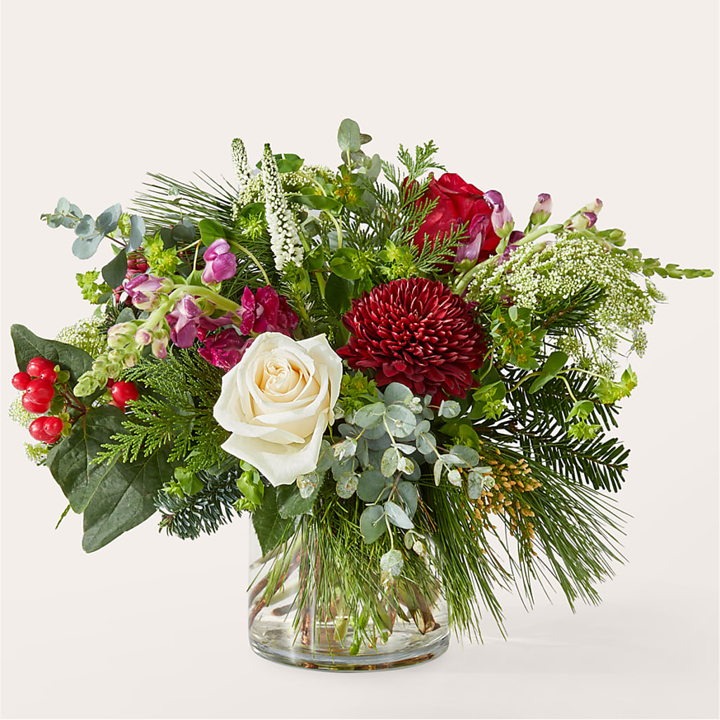 Cranberry Fizz Bouquet – HELEN'S FLORIST AND GARDEN CENTER, Whitehouse Station NJ