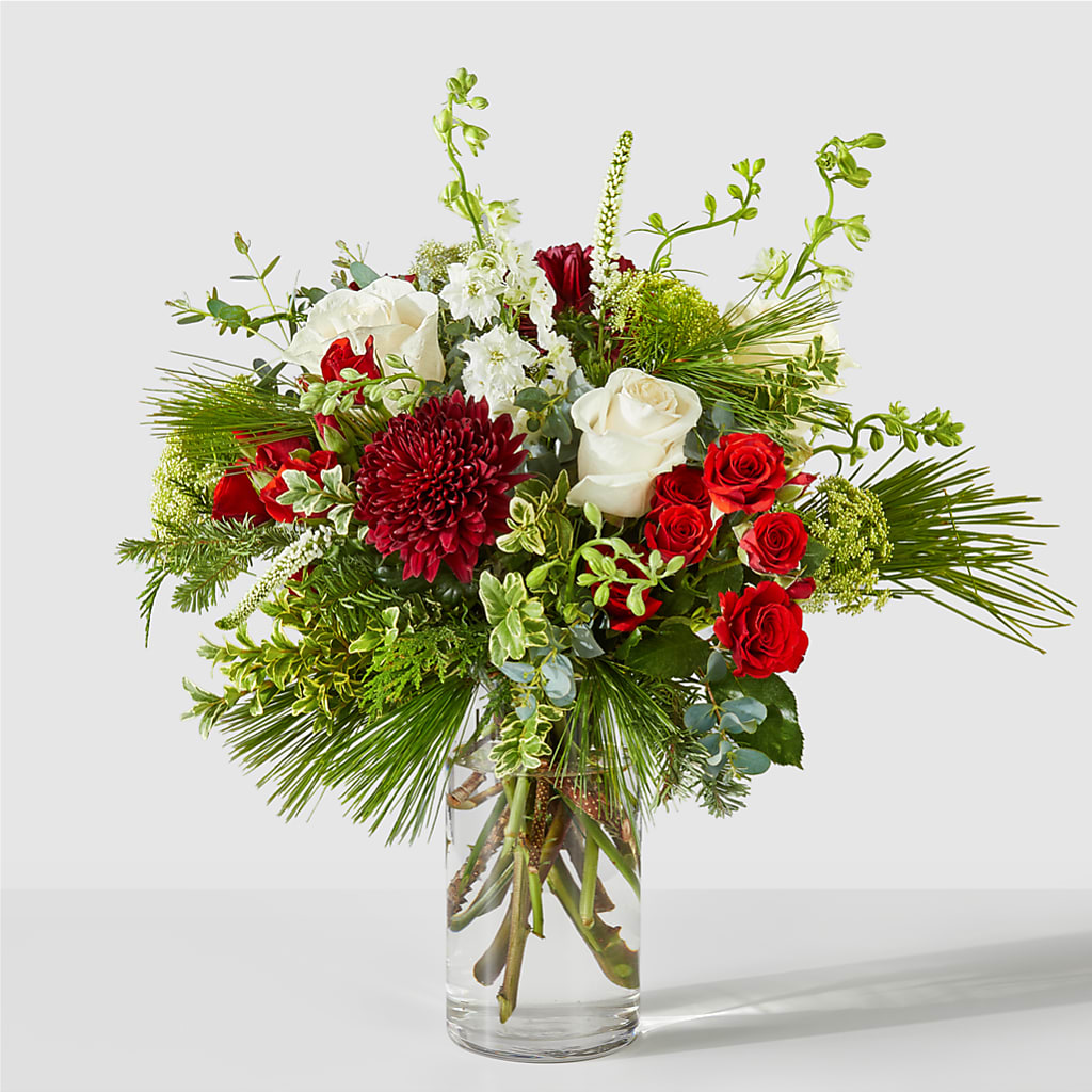 Favorite Traditions Bouquet – HELEN'S FLORIST AND GARDEN CENTER, Whitehouse Station NJ