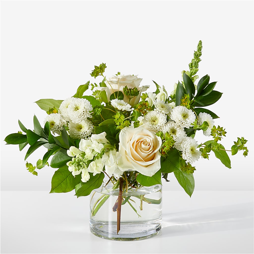 Hint of Vanilla Bouquet – HELEN'S FLORIST AND GARDEN CENTER, Whitehouse Station NJ
