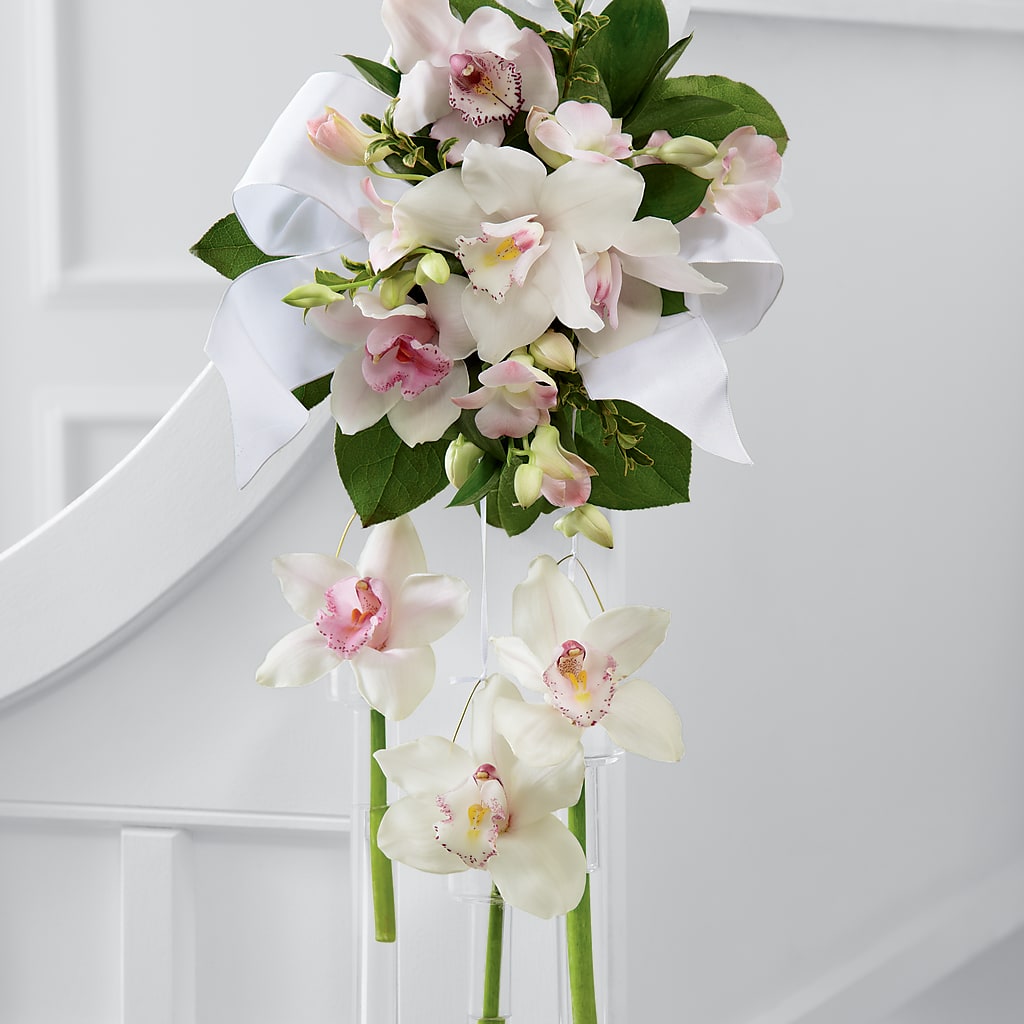 Perfect Entrance Pew Arrangement – HELEN'S FLORIST AND GARDEN CENTER, Whitehouse Station NJ