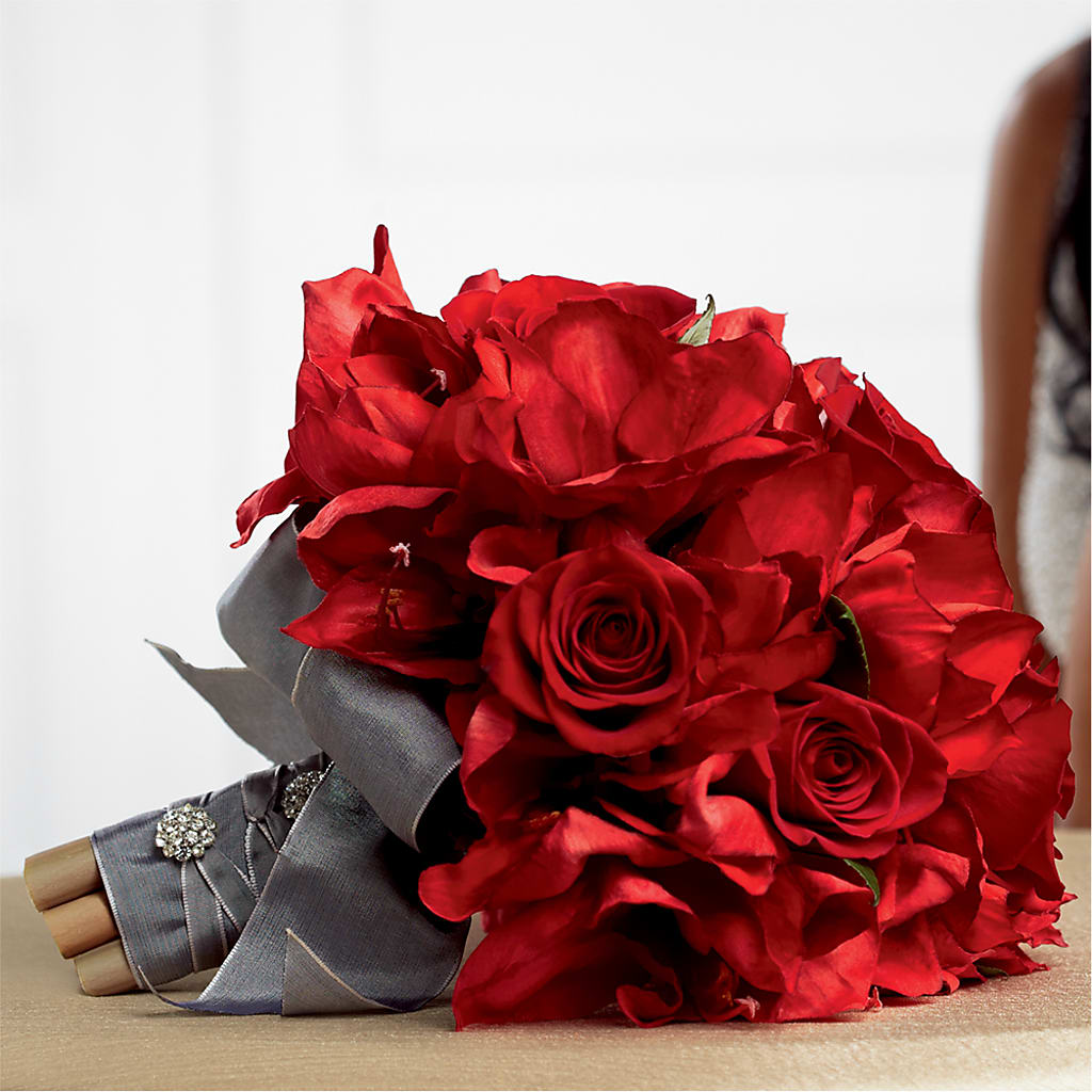 Heart's Happiness Bouquet – HELEN'S FLORIST AND GARDEN CENTER, Whitehouse Station NJ