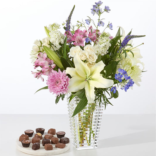 Winter Celebration Bouquet – HELEN'S FLORIST AND GARDEN CENTER, Whitehouse Station NJ