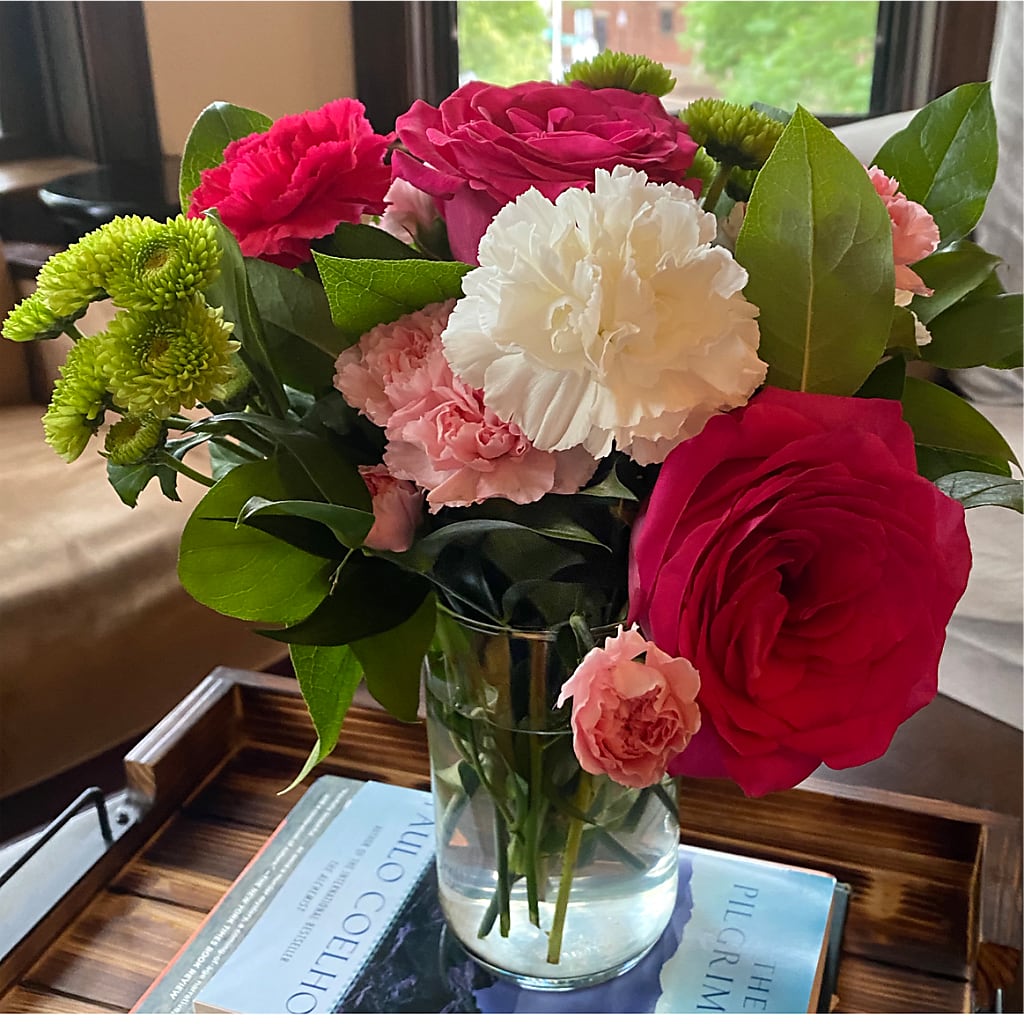Sweet & Pretty Bouquet – HELEN'S FLORIST AND GARDEN CENTER, Whitehouse Station NJ
