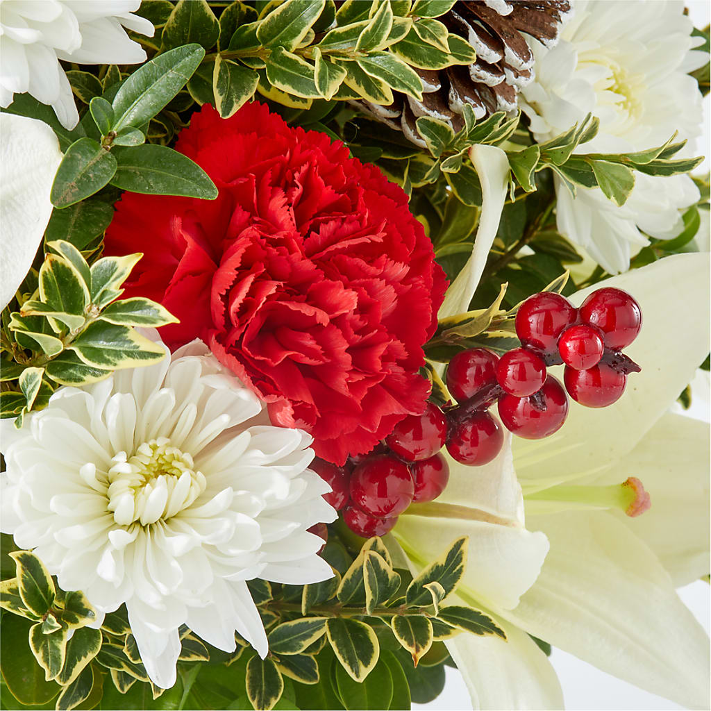 Festive Moments Tree – HELEN'S FLORIST AND GARDEN CENTER, Whitehouse Station NJ