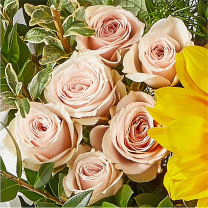 The Good Life Bouquet – HELEN'S FLORIST AND GARDEN CENTER, Whitehouse Station NJ