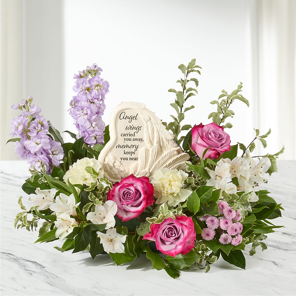 In My Heart Arrangement – HELEN'S FLORIST AND GARDEN CENTER, Whitehouse Station NJ