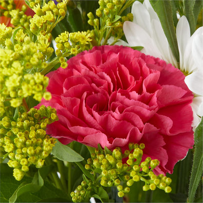 Oopsie Daisy Bouquet – HELEN'S FLORIST AND GARDEN CENTER, Whitehouse Station NJ
