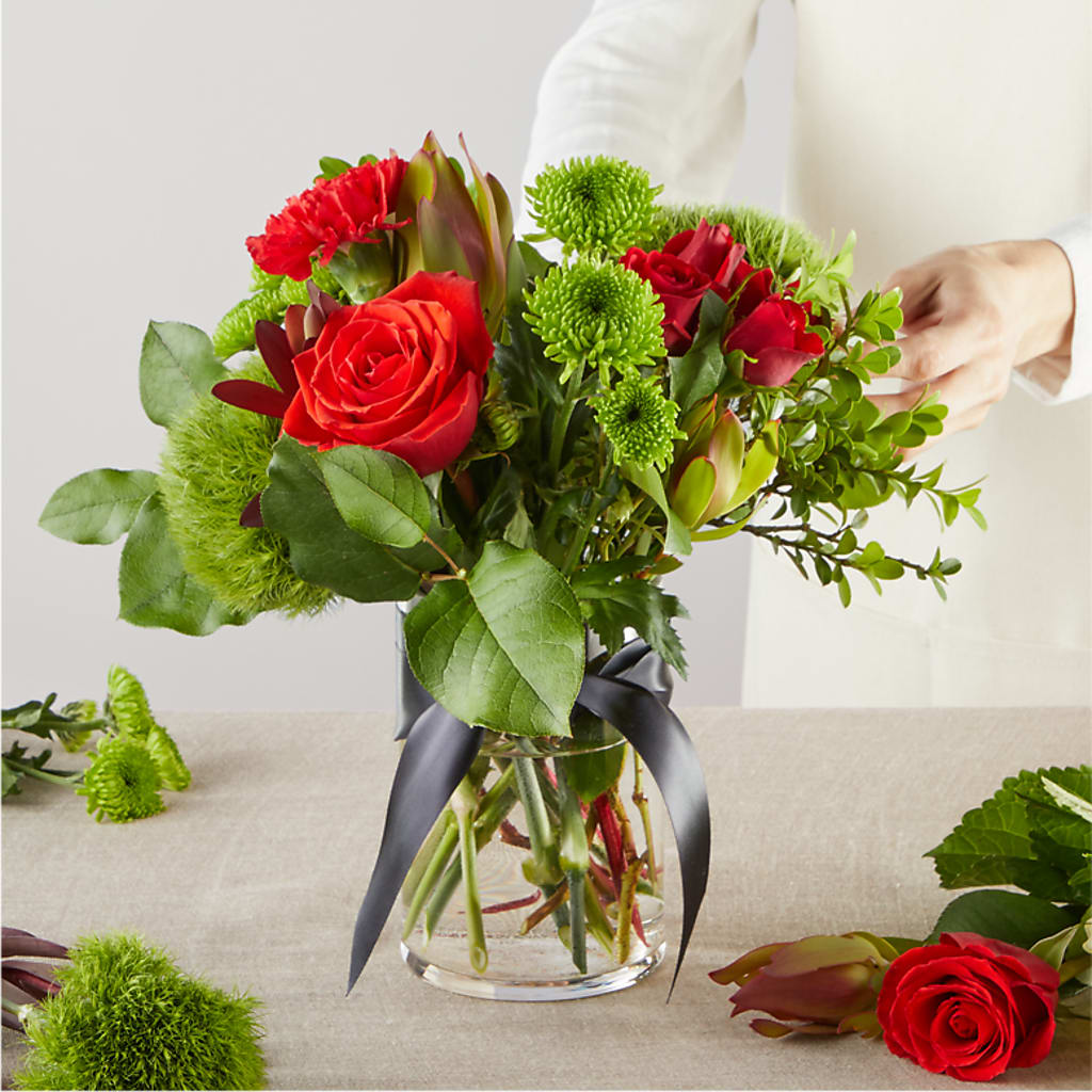 Heritage Kindle – A Florist Original – HELEN'S FLORIST AND GARDEN CENTER, Whitehouse Station NJ