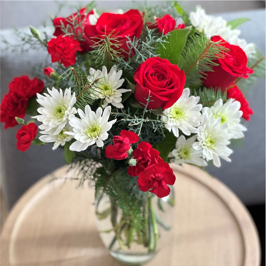 Seasonal Magic Bouquet – HELEN'S FLORIST AND GARDEN CENTER, Whitehouse Station NJ