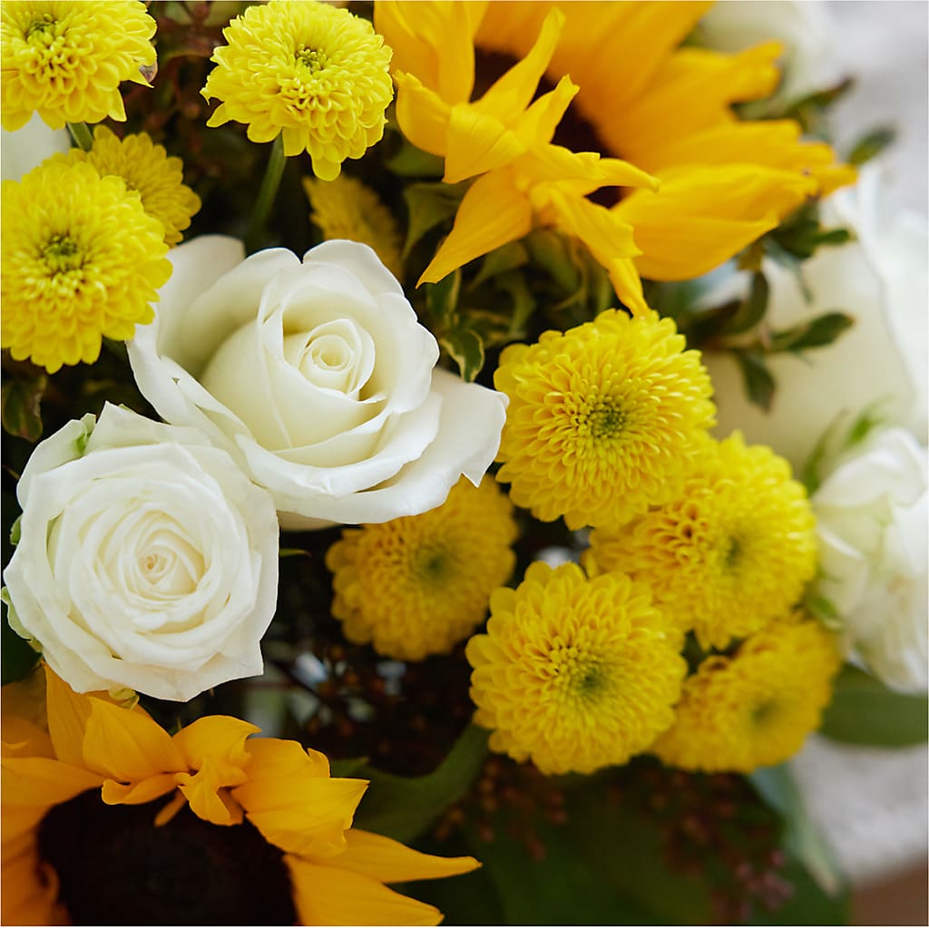Luminous Morning Bouquet – HELEN'S FLORIST AND GARDEN CENTER, Whitehouse Station NJ