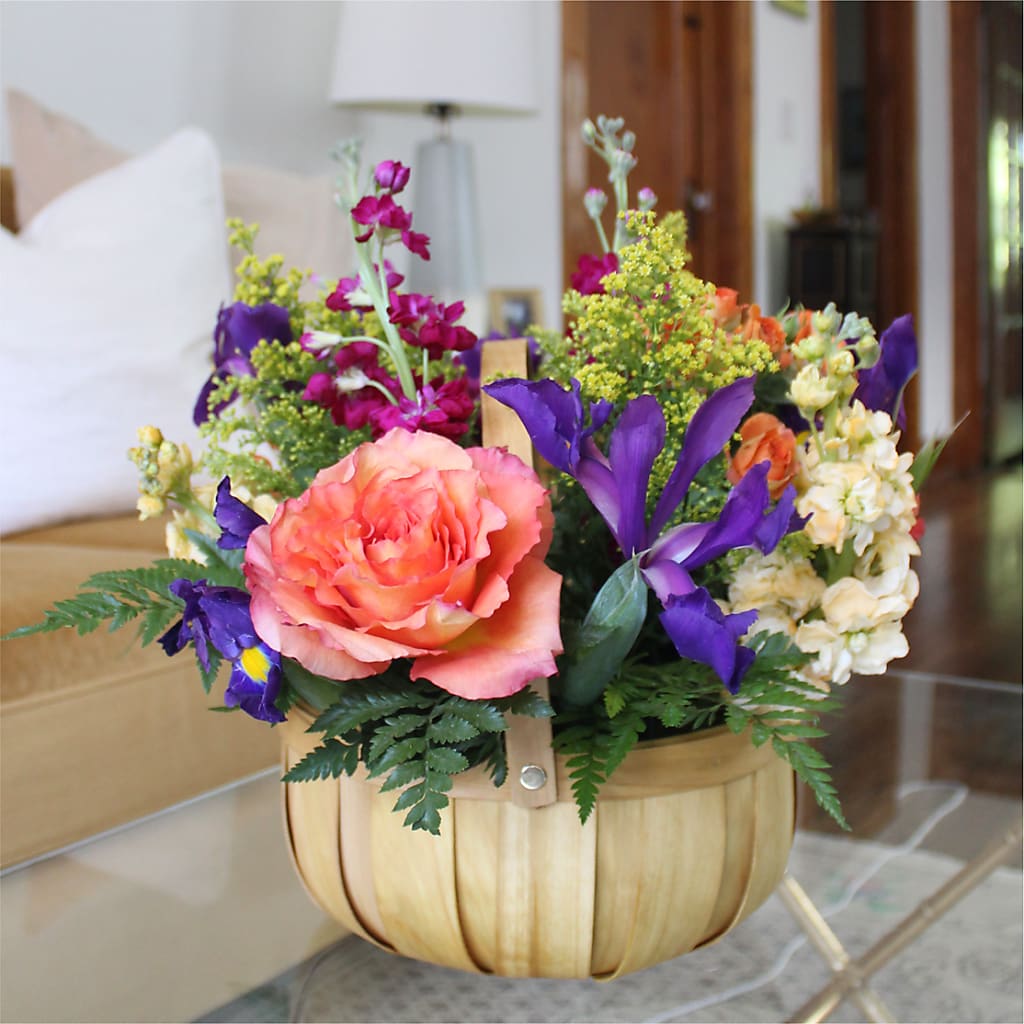 Garden of Life Basket – HELEN'S FLORIST AND GARDEN CENTER, Whitehouse Station NJ