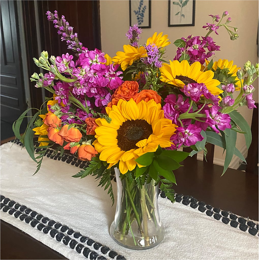 Rays of Life Bouquet – HELEN'S FLORIST AND GARDEN CENTER, Whitehouse Station NJ