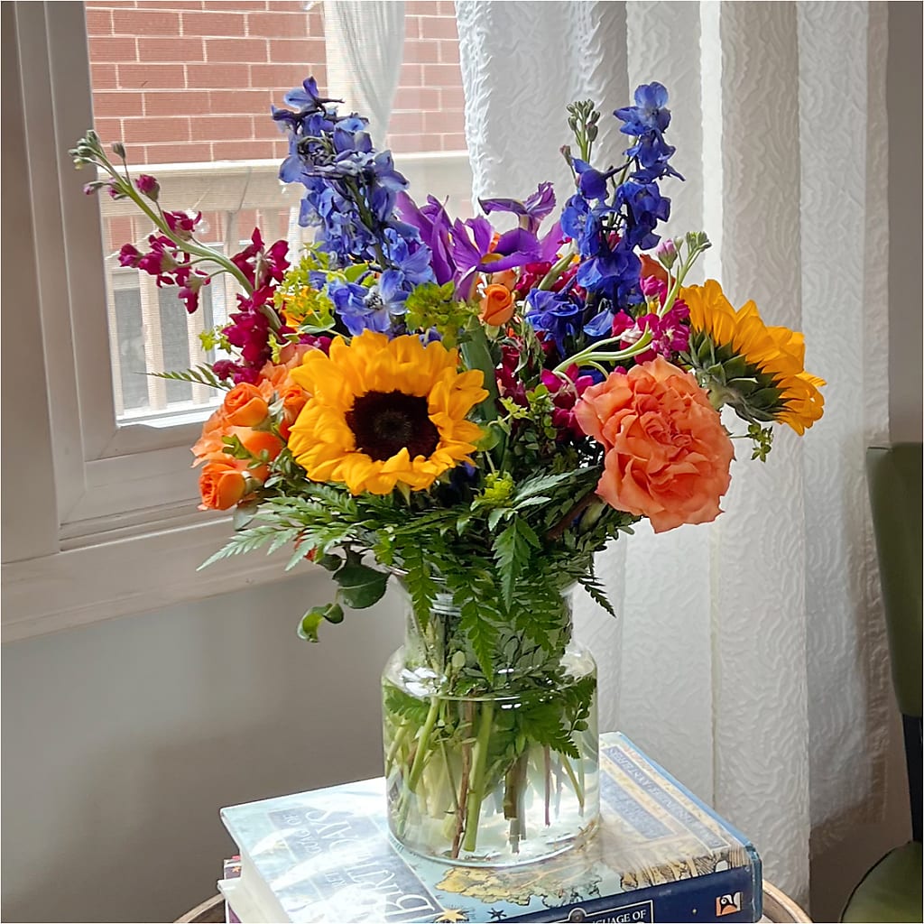 Rays of Life Bouquet – HELEN'S FLORIST AND GARDEN CENTER, Whitehouse Station NJ
