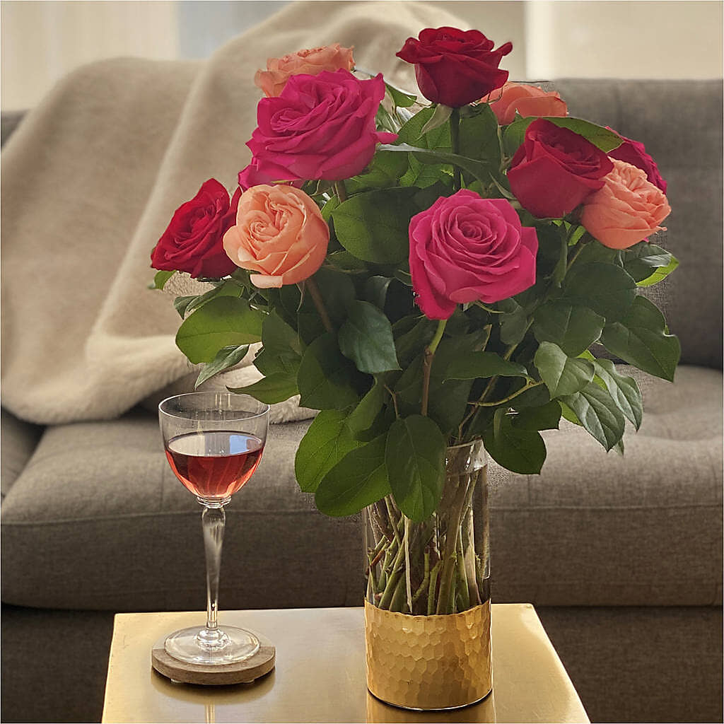 Ever After Rose Bouquet – HELEN'S FLORIST AND GARDEN CENTER, Whitehouse Station NJ