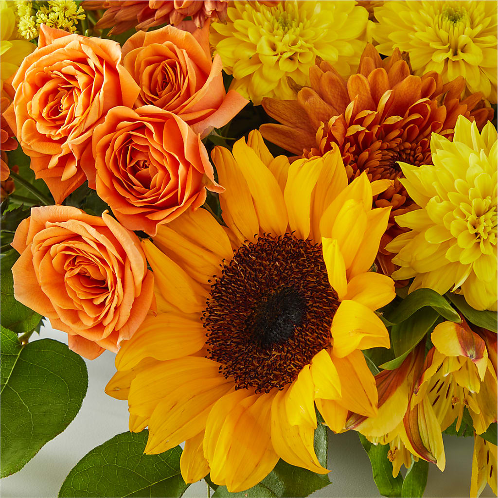 Autumn Harmony Centerpiece – HELEN'S FLORIST AND GARDEN CENTER, Whitehouse Station NJ