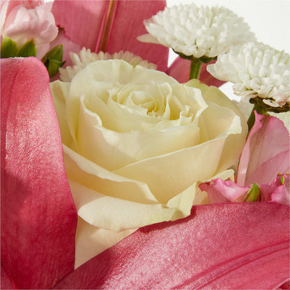 Piece of Cake Bouquet – HELEN'S FLORIST AND GARDEN CENTER, Whitehouse Station NJ