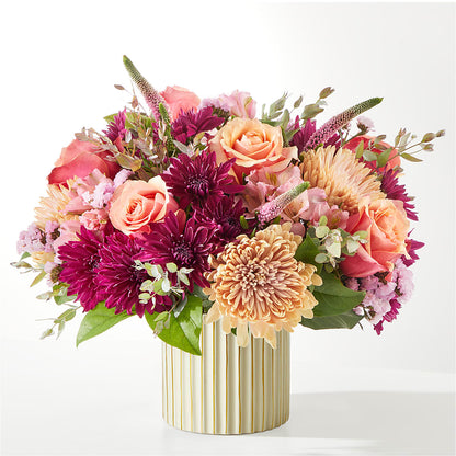 Berry Cobbler Bouquet with Ivory Vase – HELEN'S FLORIST AND GARDEN CENTER, Whitehouse Station NJ