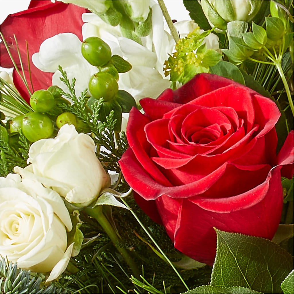 Deck the Halls Bouquet – HELEN'S FLORIST AND GARDEN CENTER, Whitehouse Station NJ