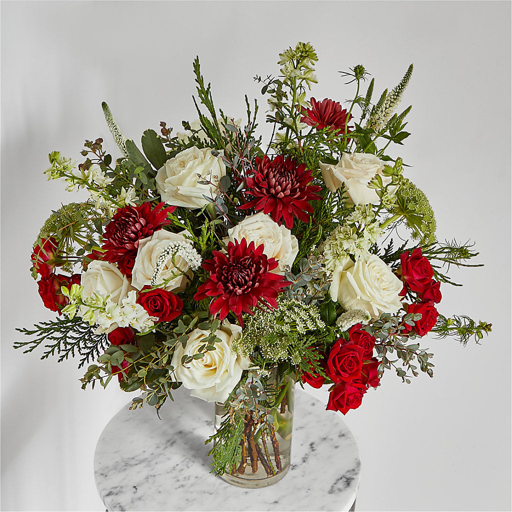 Favorite Traditions Bouquet – HELEN'S FLORIST AND GARDEN CENTER, Whitehouse Station NJ