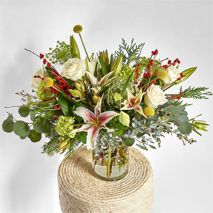 Berry & Bright Bouquet – HELEN'S FLORIST AND GARDEN CENTER, Whitehouse Station NJ