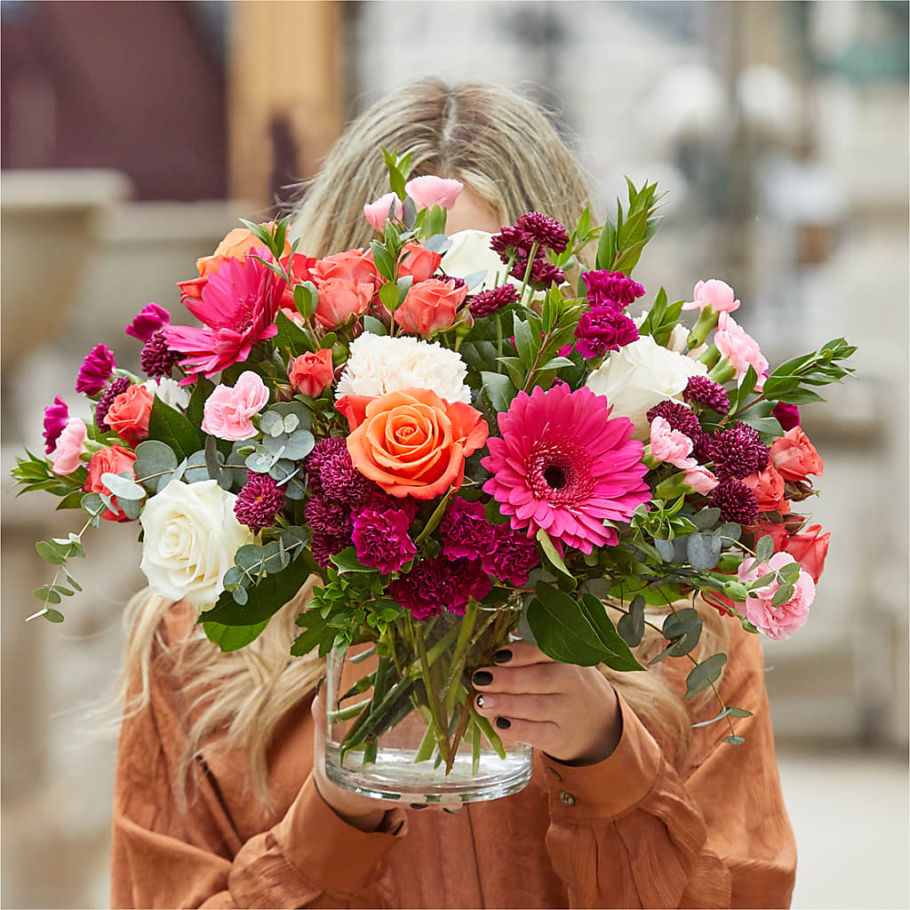 Smell the Roses Bouquet – HELEN'S FLORIST AND GARDEN CENTER, Whitehouse Station NJ