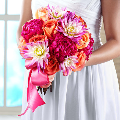 New Love Bouquet – HELEN'S FLORIST AND GARDEN CENTER, Whitehouse Station NJ